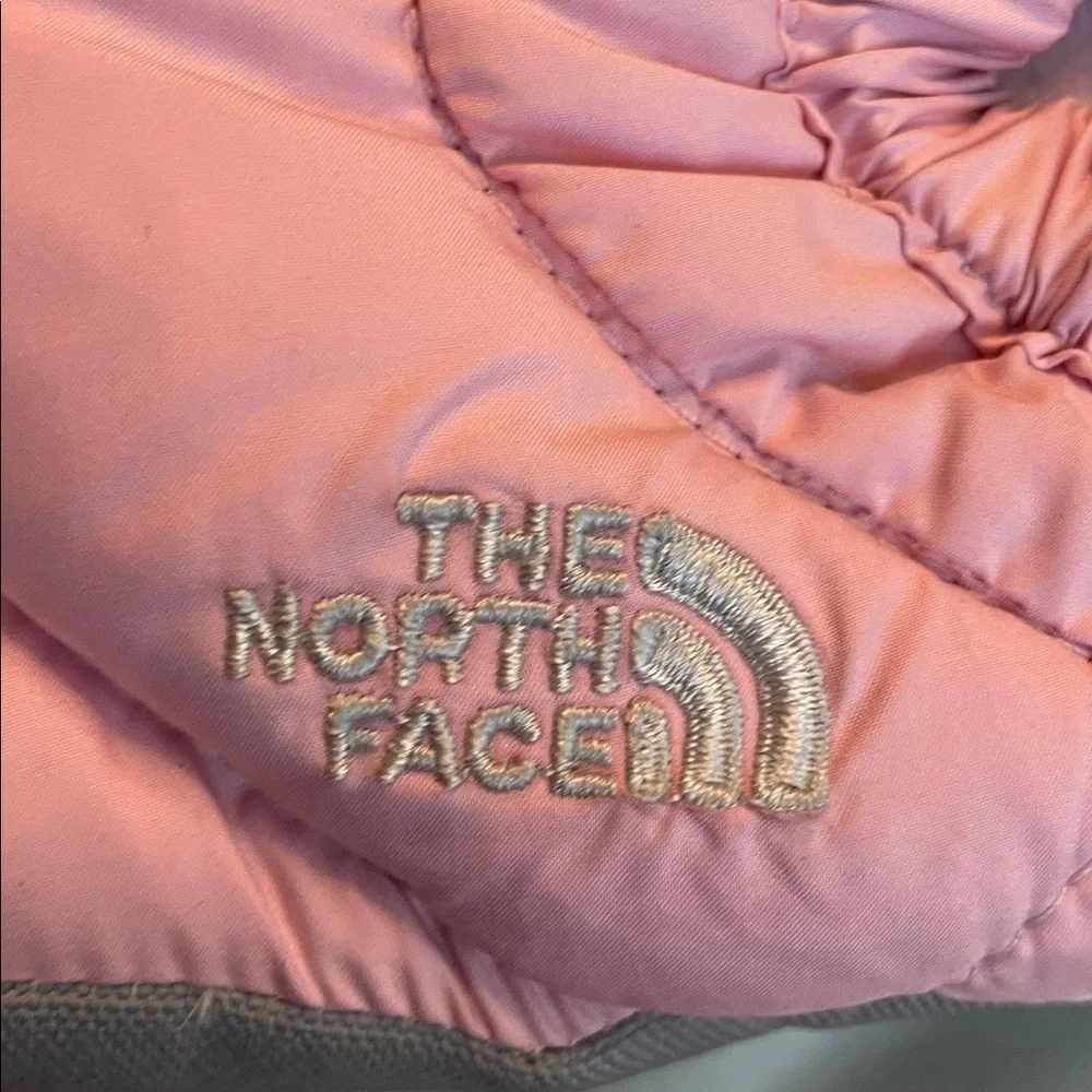 The North Face girls cushion slippers